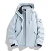 Chaqueta exterior estilo Luojia para hombre y mujer, tres en uno cortavientos, impermeable, transpirable, modelo de pareja con logo estampado, adecuada para compra grupal