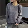 Suéter feminino grosso de tricô com textura e gola redonda, simples e afina a silhueta, peça de tricô versátil para o trabalho