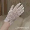 Nuevos Guantes de Novia Cortos de Satén Perlado Estilo Hepburn Francés Guantes Blancos Personalizados Accesorios para Fotos Estilo Princesa