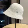 Novo Chapéu de Pescador de Tricô de Alpaca para Mulheres, de Alta Qualidade, Chapéu Bucket Liso, Pequeno Chapéu de Bacia Quente para Mostrar o Rosto, Outono e Inverno