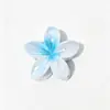 Novo estilo de resort à beira-mar de verão, presilha de garra de flor plumeria banhada a eletroplate com gradiente para penteados, acessório de cabelo tipo presilha de tubarão