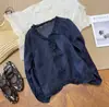 Camisa de Encaje Tencel Ramio Estilo Retro Francés con Volantes Cuello en V Camisa de Corbata para Mujer Versátil Color Sólido Cardigan Protector Solar