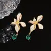 Pendientes Colgantes de Flor de Zircón con Aguja de Plata Electrochapada en Oro Real de 18K Lujo Accesible Pendientes de Gama Alta Pendientes de Moda Versátiles para Mujer