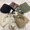 Bolso de Cubo de Lona Casual Artístico Nicho Estilo Coreano Bolso de Hombro con Cordón a la Moda para Mujer Celebridad de Internet Bolso Cruzado de Nailon Plisado