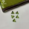 Pedra Sultana de Cor Mutável em Formato Triangular Que Muda de Cor sob Diferentes Condições de Luz. Fornecimento Direto da Fábrica Atacado