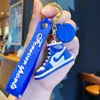 Llavero Colgante Zapato de Baloncesto Aj Llavero de Tenis 3D Decoración Creativa para Coche Bolsos Regalo Pequeño Modelo de Zapato