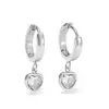 Aretes de Acero de Titanio Brillantes en Forma de Corazón para Mujer, Completamente Incrustados con Nuevo Circonita en Forma de Corazón, Estilo Coreano, Simples, Exquisitos, Aretes de Moda, Aretes Elegantes