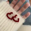 Pendientes adorables de flocado rojo, pendientes retro franceses de otoño e invierno, pendientes de moda elegantes de Corea del Sur para mujer, celebridad de Internet