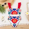 Maiô Duas Peças com Alça de Babado Infantil Maiô Duas Peças Estampa Floral Grande Retrô Roupa de Banho para Férias na Praia