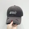 Nueva Gorra de Béisbol con Agujeros Degradados Desgastada por Lijado Moda para Hombres y Mujeres Bordado de Letras Combinable para Primavera y Otoño
