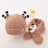 Conjunto de Dos Piezas de Gorro y Bufanda de Bebé de Panda Rojo para Otoño e Invierno, Gorro Cálido de Peluche para Niños y Niñas
