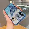 Adecuado para Funda de Teléfono iPhone 17 Pro Max, Soporte de Mariposa de Arena Movediza con Diamantes de 14 Bordes, Funda Protectora Apple 16, Pulsera 15