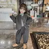 Nuevo Conjunto Coreano de Primavera y Otoño para Niñas, Cardigan de Moda Casual y Pantalones de Pierna Ancha Ropa Exterior Elegante Conjunto de Tres Piezas