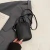 Bolsa Transversal Fofa Estilo Coreano para Celular 2025 Nova Coleção Primavera/Verão Bolsa de Ombro Transversal Colorida com Padrão de Lichia Pequena Bolsa de Mão