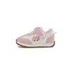Zapatillas Versátiles de Dibujos Animados para Niños 2026 Otoño/Invierno Nuevo Modelo Zapatos de Entrenamiento Alemanes para Niñas Zapatos Casuales de Coche para Niños Pequeños