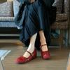 Versão de gabinete Lan! Estilo Francês Lindos Sapatos Mary Jane Vermelhos Top Baixo Laço Fivela Tira Sapatos Que Aumentam a Altura Sapatos de Casamento