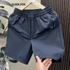 Novedad de Verano Versátil Delgados Lisos Rectos Secado Rápido Casual Pantalones Cortos para Hombre Estilo Hong Kong Modernos Versátiles Simples Pantalones de Cinco Puntos