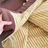 Estilo Blogger de Verano Agradable a la Piel Suave Colcha de Verano Nueva Simple Rayas Algodón Puro Colcha Refrescante de Verano Dormitorio Individual Delgada
