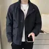 Moda Casual Versátil de Primavera 2026 Cuello Plano Juvenil Chaqueta para Hombre Abrigo de Trabajo