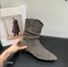 Botines puntiagudos de moda para mujer, famosos en internet, nuevos botines western cowboy de tacón grueso para otoño/invierno 2026, botas de moda
