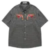 Par de Camisas Xadrez de Manga Curta Bordadas com Lagosta, Estilo Criativo Retro Americano para Homens e Mulheres, Camisas Casuais Tendência de Caimento Solto para Casais