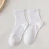 Calcetines para Hombre Primavera y Verano Delgados de Algodón Peinado Calcetines de Caña Media Absorbentes de Sudor Calcetines Blancos Calcetines Deportivos para Mujer Calcetines de Pareja Venta al por Mayor