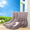 Tamanho 35-41 moda sapatos d'água femininos botas de chuva curtas de algodão botas de chuva estilo coreano sapatos de borracha antiderrapantes impermeáveis lavanderia inverno Post