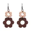 Aretes de Gancho de Madera con Flores Caladas Estilo Retro Europeo y Americano, Pendientes Estilo Vacaciones Bohemio, Pendientes Personalizados de Gama Alta de Nicho