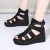 Sandalias perforadas de verano para mujer con tacón de cuña, altura media, suela gruesa, caña alta, suela suave, antideslizantes, sandalias romanas de punta abierta para mujer