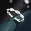 Anillo Abierto Pequeño de Perlas Doradas Cepilladas Vintage Exquisito Anillo de Dedo Índice Ajustable de Gama Alta de Nicho Anillo Versátil Nuevo