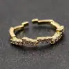 Anel Aberto Meia Lua de Luxo Leve Cravejado com Strass Cobre Inserido Zircônia Anel de Dedo Ajustável Simples Sensação de Alto Padrão Fábrica de Joias Atacado