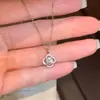Collar de trébol de cuatro hojas con incrustaciones de diamantes en plata de ley S925 para mujer, estilo japonés, diseño de nicho de alta gama, cadena para la clavícula, popular en Xiaohongshu