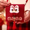 2026 Año Nuevo Muñeco de Peluche Creativo Sobre Rojo Bolsa de Nochevieja Cruzada Lindo Personalizado Festival de Primavera Bolsa de Nochevieja Infantil