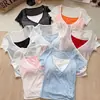 Camiseta curta de malha sexy e atraente com decote em V e renda emendada para mulheres, conjunto de duas peças de verão, top curto versátil justo