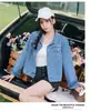 Tiroteo real, en stock, estilo nuevo de principios de otoño, versión coreana, moderno, a la moda, muy favorecedor, forma H, chaqueta corta de mezclilla casual, azul