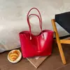Bolso de mujer de cuero aceitado texturizado de alta calidad, nuevo modelo 2026, bolso de hombro vintage para ir al trabajo, bolso tote para salir a trabajar