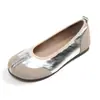 Zapatos casuales versátiles de suela blanda cómodos de punta dividida pezuña de cerdo para mujer, zapatos planos bajos sin cordones para el commuting de otoño