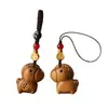 Chaveiro do Signo de Cavalo em Sândalo Verde Natural com Pingente de Pedra Ágata Vermelha e Pingente de Tira para Celular de Cavalo Pequeno