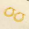 Nuevos Pendientes de Acero Inoxidable Dorado 18K Transfronterizos con Hebilla Redonda en Relieve de Moda Tendencia Estilo Europeo y Americano