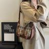 2024 Inverno novo saco de pano xadrez moda casual bolsa de ombro comutador simples crossbody pequeno quadrado bolsa retro bolsa feminina