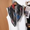 Bufanda Cuadrada de Espiga Simple y Elegante de 65 cm para Mujer, Bufanda de Seda de Lujo Ligero de Gama Alta, Bufanda Multifuncional para Viajes, Chal y Bufanda