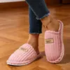 Nuevas Pantuflas de Algodón de Pana 2026 para Parejas, Pantuflas de Interior Antideslizantes de Otoño e Invierno para Mujer, Cálidas al por Mayor