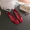 Novo Estilo de Verão~Sapatos Slip-On de Malha com Strass, Bico Separado, Planos para Mulheres, Sapatos de Casco de Porco