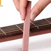 Ferramentas de reparo de guitarra atacado Almofada de piano Almofada de corda vermelha para violão acústico polido Pedra de polimento para guitarra
