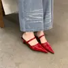 Mules stiletto de salto baixo bico fino estilo francês com design franzido, tira única, emagrecedoras e versáteis para uso externo