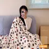 Manta de vellón de leche chal de oficina manta para siesta manta de aire acondicionado dormitorio de estudiante siesta colcha pequeña manta para sofá