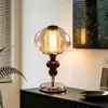 Lámpara de mesa vintage estilo francés, lámpara de noche para dormitorio, lámpara de escritorio recargable de control táctil de lujo ligero para estudio y ambiente