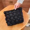 Nueva Bolsa de Maquillaje Cuadros Nube de Burbujas Portátil de Gran Capacidad Bolsa de Almacenamiento de Lona Textura de Alta Gama Clutch para Llevar