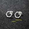 Moda Europea y Americana Transfronteriza Simple Acero Inoxidable Geométrico Hueco Hexagonal Simple Aretes Individuales Yiwu Baratijas