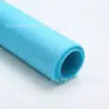 Stock Listo del Fabricante de Rollos de Tela No Tejida Spunbond de PP Rojo para Bolsas de Compras, Bolsas de Almacenamiento, Usando Tela No Tejida Roja de 80g 100g